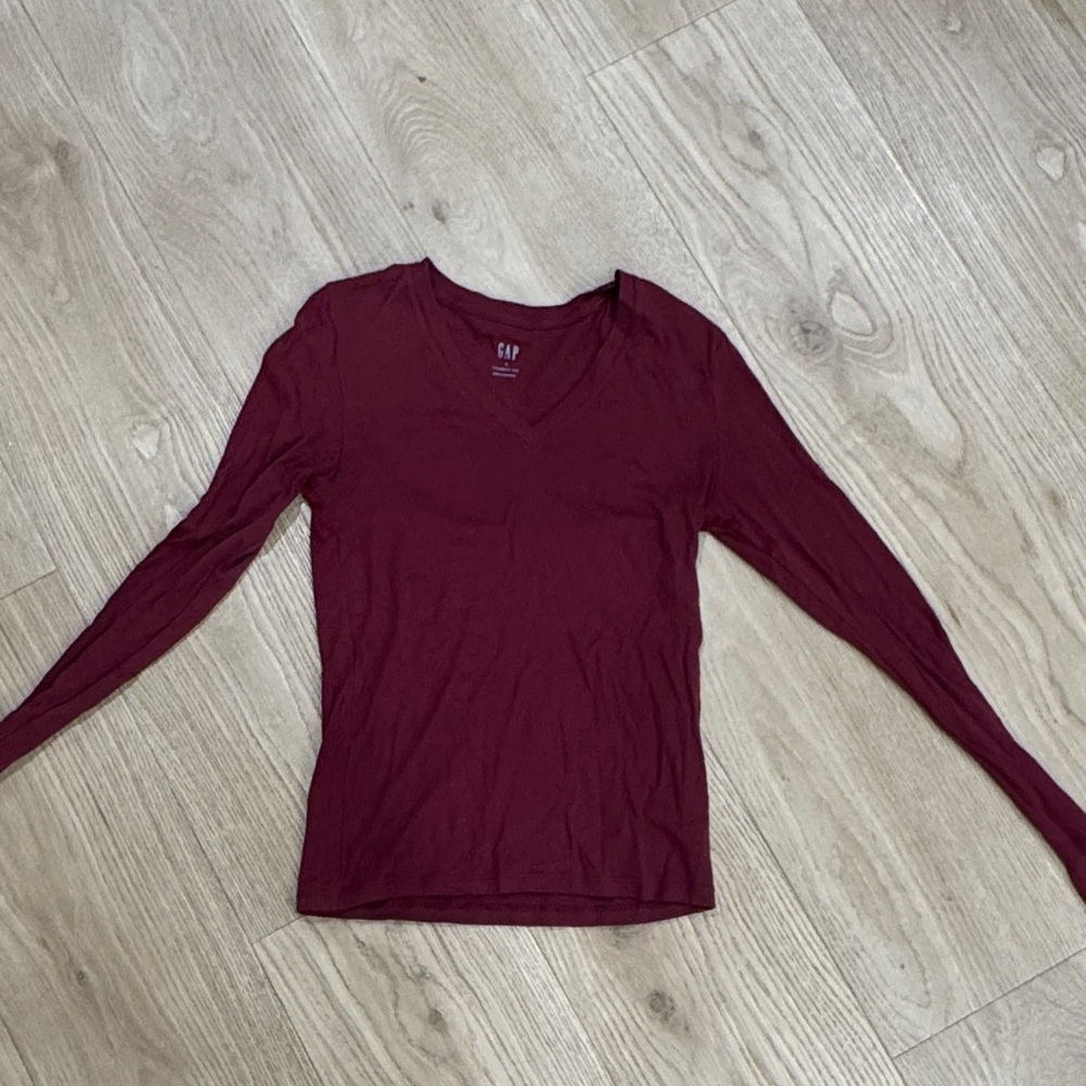 GAP Women's Deep Red Long Sleeve Tee